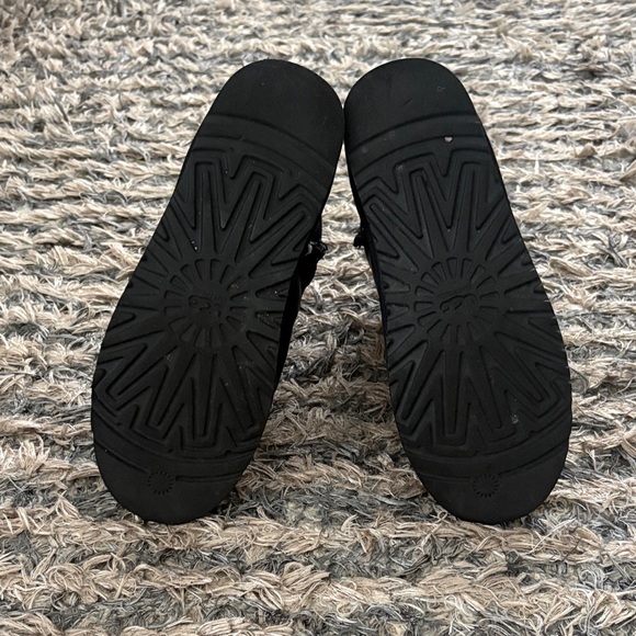 Fendi x Ugg Collabration Black Leather and Shearling Boots, Monster Logo, 35.5 - Picture 5 of 13